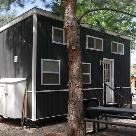 Hygge Tiny Home Hue-Gah Leeds エクステリア 写真