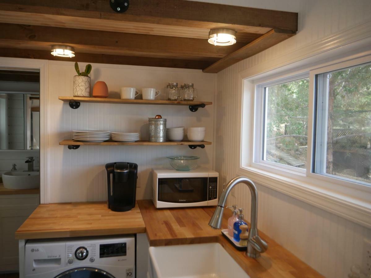 Hygge Tiny Home Hue-Gah Leeds エクステリア 写真