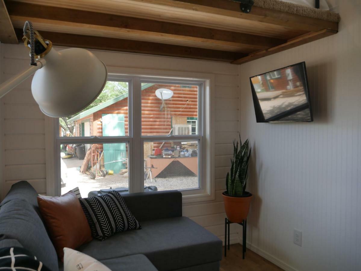 Hygge Tiny Home Hue-Gah Leeds エクステリア 写真